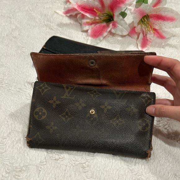 Louis Vuitton Wallets Monogram Black Epi Damier Ebene Damaged Worn - Picture 10 of 15